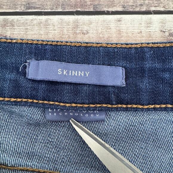 NYDJ Blue Denim Women's Size 14 Jeans Ankle Skinny Leg Casual Mid-Rise - Picture 4 of 10